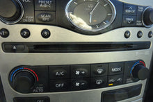 Load image into Gallery viewer, RADIO AM FM CD Infiniti G35 G37 2008 08 2009 09 - NW136985
