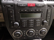 Load image into Gallery viewer, Radio Controls Land Rover LR2 2008 08 2009 09 2010 10 2011 11 - NW139373
