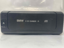 Load image into Gallery viewer, CD CHANGER BMW 740i 750i 1999 99 00 01 - NW136646
