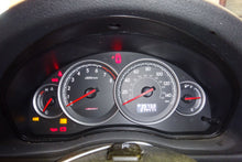 Load image into Gallery viewer, SPEEDOMETER CLUSTER Subaru Legacy 2006 06 2.5L Manual - NW161894
