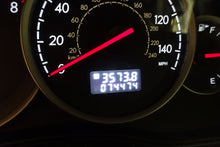 Load image into Gallery viewer, SPEEDOMETER CLUSTER Subaru Legacy 2006 06 2.5L Manual - NW161894
