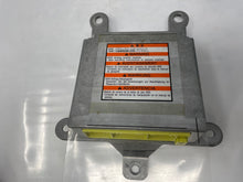 Load image into Gallery viewer, AIRBAG COMPUTER Legacy 2006 06 2007 07 - NW37904
