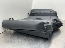 Load image into Gallery viewer, AIR CLEANER BOX C230 C240 C32 C320 C55 CL500 CL55 CL600 CL65 98-08 - NW4087
