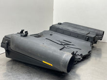 Load image into Gallery viewer, AIR CLEANER BOX C230 C240 C32 C320 C55 CL500 CL55 CL600 CL65 98-08 - NW4087
