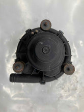 Load image into Gallery viewer, AIR INJECTION PUMP SMOG 911 911 Turbo Boxster Boxster S Carrera 00-05 - NW8225
