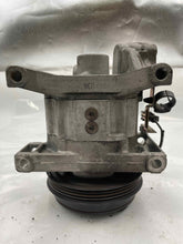 Load image into Gallery viewer, AC COMPRESSOR Subaru Forester 2001 01 2002 02 - NW43057

