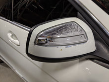 Load image into Gallery viewer, SIDE VIEW DOOR MIRROR C250 C300 C350 C63 2010 10 2011 11 Right - NW53042
