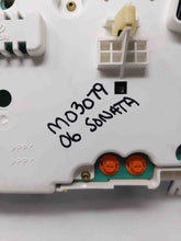 Load image into Gallery viewer, Speedometer Cluster Hyundai Sonata 2006 - NW160360
