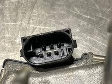 Load image into Gallery viewer, THROTTLE BODY Optima Sonata 2006 06 2007 07 - NW178043
