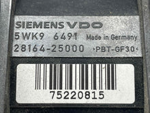 Load image into Gallery viewer, Mass Air Flow Sensor Meter MAF Sonata Magentis Optima Rondo 06-08 - NW5060
