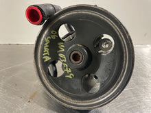 Load image into Gallery viewer, POWER STEERING PUMP HYUNDAI SONATA 2006 2.4 - NW163441
