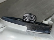 Load image into Gallery viewer, HEADLIGHT LAMP ASSEMBLY Toyota Avalon 00 01 02 03 04 Right - NW103625
