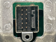 Load image into Gallery viewer, INFO-GPS SCREEN Mercedes-Benz E350 E550 E63 2010 10 2011 11 - NW385641
