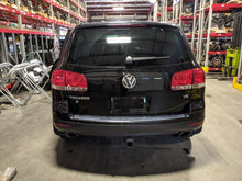 Load image into Gallery viewer, CARRIER ASSEMBLY Touareg 2004 04 2005 05 Rear - NW47519
