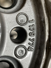 Load image into Gallery viewer, WHEEL Bmw 525i 530i 740i 750i 87 - 95 15" Alloy - NW197887
