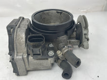 Load image into Gallery viewer, THROTTLE BODY Audi A4 A6 Passat 00 01 02 2.8L Auto - NW177712
