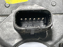 Load image into Gallery viewer, THROTTLE BODY Vanden Pl XE XF XFR XJ XJL Discovery Rover Sport 13-19 - NW178168
