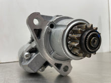 Load image into Gallery viewer, STARTER MOTOR QX60 Altima Maxima Murano Murano Cross Cabriolet 15-18 - NW170468
