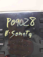 Load image into Gallery viewer, BODY CONTROL MODULE BCM COMPUTER Sonata 2011 11 2012 12 - NW32366
