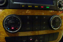 Load image into Gallery viewer, FRONT TEMPERATURE CONTROLS R320 R350 R500 R63 2007 07 2008 08 - NW101105
