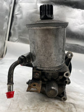 Load image into Gallery viewer, POWER STEERING PUMP Mercedes 300E 300SL 88 89 - 93 - NW163856
