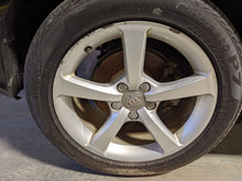 Load image into Gallery viewer, WHEEL RIM Audi A3 15 16 17x7-1/2 ALLOY - NW197290

