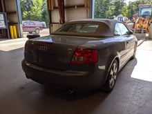 Load image into Gallery viewer, CARRIER ASSEMBLY Audi A4 2002 02 2003 03 2004 04 05 06 - NW45968
