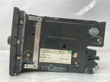 Load image into Gallery viewer, Radio  AUDI A4 2003 - NW135991
