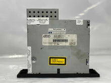 Load image into Gallery viewer, Radio Audi A8 Q7 S8 2005 05 2006 06 2007 07 2008 08 2009 09 - NW136173
