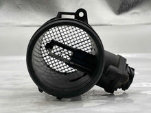 Load image into Gallery viewer, Mass Air Flow Sensor Meter MAF C220 C250D C280 C36 E300d E320 94-96 - NW5310
