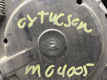 Load image into Gallery viewer, RADIATOR FAN ASSEMBLY Sportage Tucson 2007 07 2008 08 2009 09 2010 10 - NW63942
