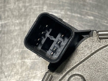 Load image into Gallery viewer, THROTTLE BODY BMW 740i 335i 535i Z4 2007 07 08 09 10 11 12 13 3.0L - NW177790
