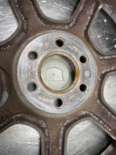 Load image into Gallery viewer, Wheel Rim Cadillac SRX 2004 - NW196066
