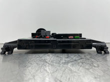 Load image into Gallery viewer, Fuse Box Buick Lacrosse 2010 - NW64754
