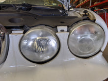 Load image into Gallery viewer, Headlight Lamp Assembly Jaguar XJ8 2004 - NW103015
