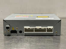 Load image into Gallery viewer, Radio Jaguar XJ8 2004 04 2005 05 2006 06 2007 07 AM FM CD - NW137931

