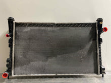 Load image into Gallery viewer, RADIATOR Ford Taurus Mercury Sable 2008 08 2009 09 - NW131836

