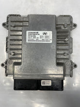 Load image into Gallery viewer, ECU ECM COMPUTER Hyundai Sonata 2015 15 - NW60198
