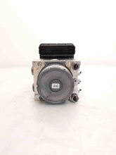 Load image into Gallery viewer, ABS Pump Lincoln MKC 2017 - NW499

