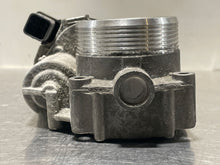 Load image into Gallery viewer, THROTTLE BODY 550i 550i Gt 650i 750 HYBRID 750i 750il Active 7 08-15 - NW177875

