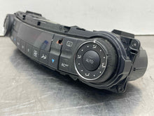 Load image into Gallery viewer, Temperature Controls  MERCEDES E-CLASS 2005 - NW100898
