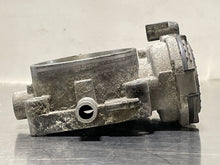 Load image into Gallery viewer, THROTTLE BODY CLK430 CLK500 ML500 SL55 01 - 06 - NW178355

