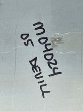 Load image into Gallery viewer, Radio Cadillac Deville 2005 - NW134386
