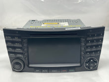 Load image into Gallery viewer, Radio  MERCEDES E-CLASS 2008 - NW138660
