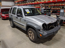 Load image into Gallery viewer, TRANSFER CASE Jeep Liberty 2005 05 2006 06 2007 07 - NW176541
