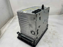 Load image into Gallery viewer, Radio  SAAB 9-3 2009 - NW139519
