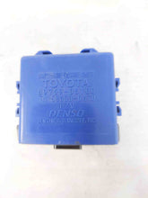 Load image into Gallery viewer, TPMS CONTROL MODULE COMPUTER Toyota Solara 2008 08 - NW38617
