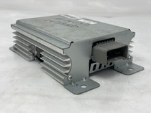 Load image into Gallery viewer, Amplifier Lincoln LS Thunderbird 00 01 02 03 04 05 06 - NW135585
