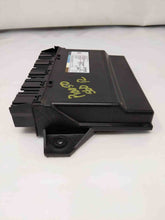 Load image into Gallery viewer, KEYLESS ENTRY CONTROL MODULE COMPUTER Volvo S60 XC60 11 12 13 14 15 - NW39068
