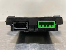 Load image into Gallery viewer, INFO-GPS SCREEN Volvo C70 S80 V70 XC70 08 09 10 11 12 - NW106008

